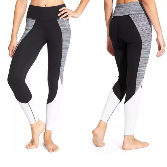 Athleta | High Rise Jacquard Flow Chaturanga Leggings | Size Medium - Picture 1 of 10